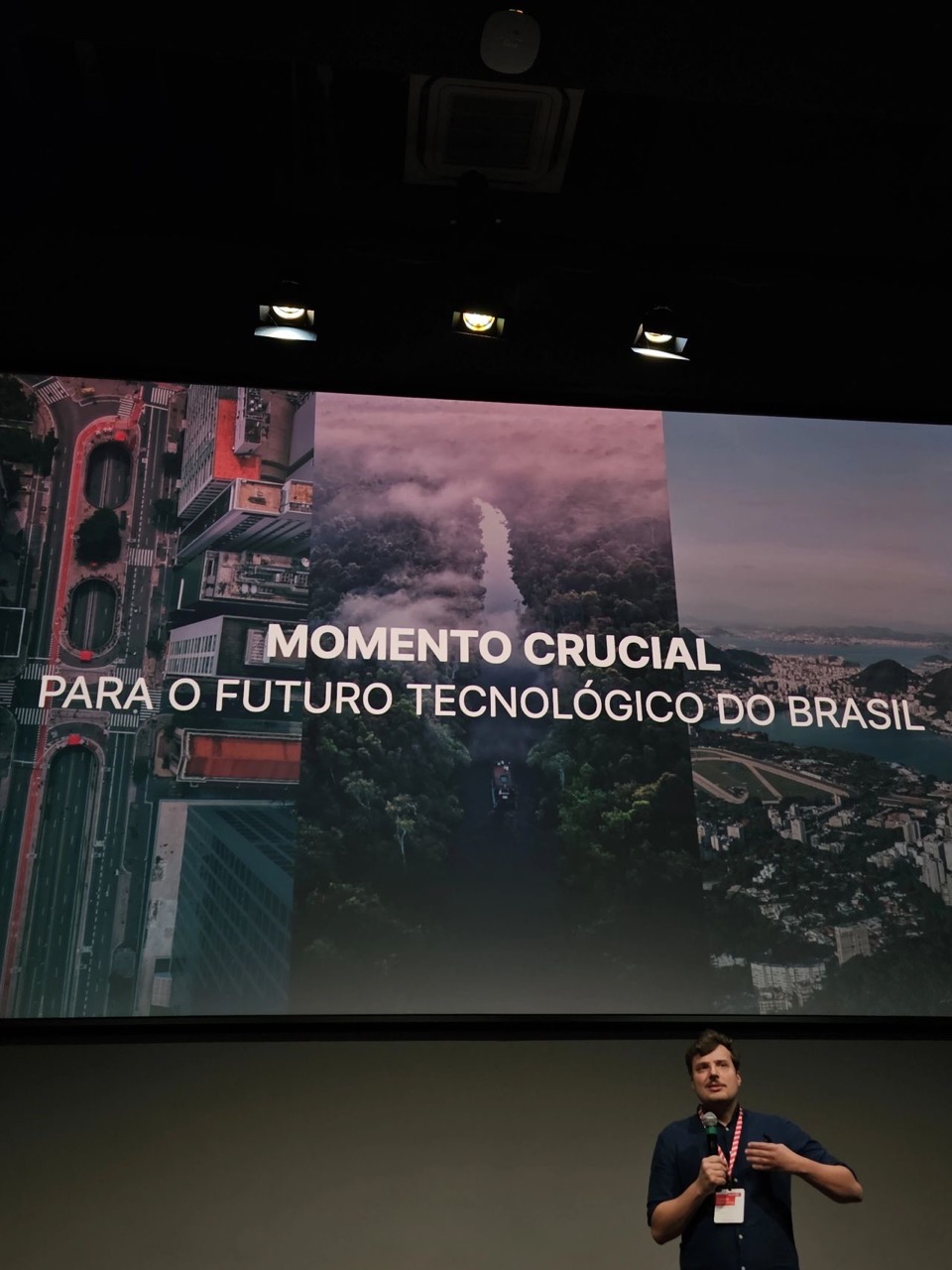 On stage: a crucial moment for Brazil's tech future